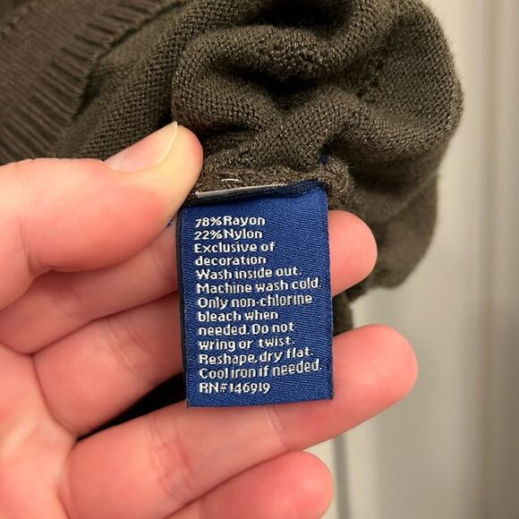 ⚡️ 3 for $20 ⚡️ Apt. 9 Olive Green Sweater - Picture 8 of 8